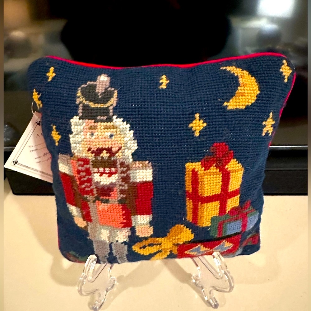 NWT NEW Handmade Wool Cotton Needlepoint Zip Pillow Christmas Nutcracker Velvet